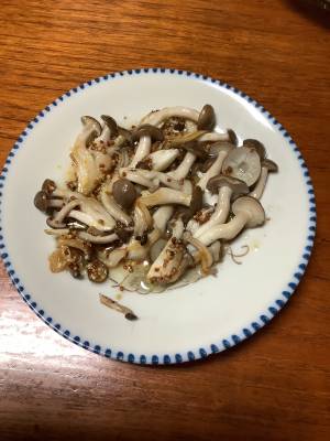 しめじのマリネ