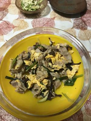 豚肉ときくらげの卵炒め