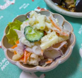 マカロニサラダ