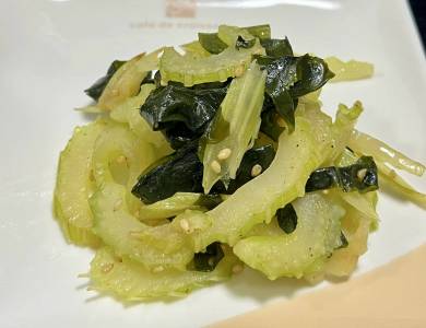 わかめとセロリの炒めナムル