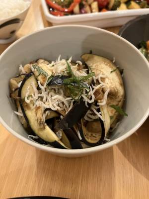 秋なすのピリ辛あえ