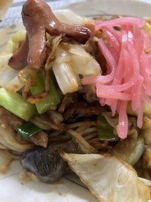 キャベツたっぷり焼きそば