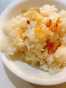 桜えびとしょうがの炊き込みご飯