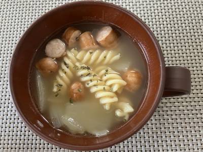 ソーセージのスープパスタ
