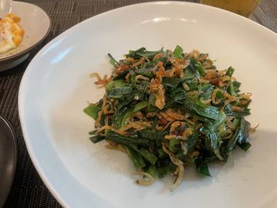 にらとカリカリじゃこ炒め