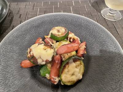 ズッキーニとソーセージのチーズ焼き