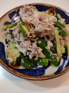 豚しゃぶとたたききゅうりのごま塩あえ