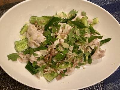 豚しゃぶとたたききゅうりのごま塩あえ