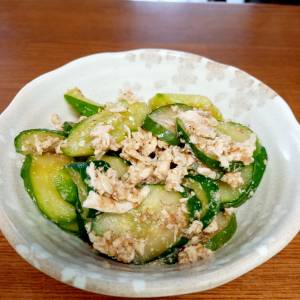 きゅうりとささ身のごまあえ