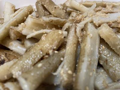 桜えび入りたたきごぼう