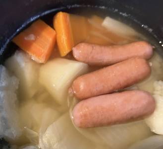 ソーセージと野菜のポトフ