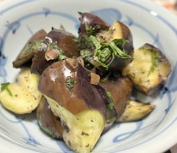 なすのしそあえ