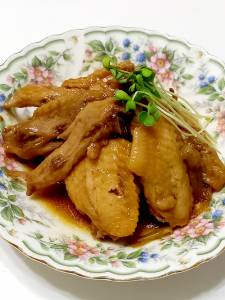 鶏手羽先の黒酢煮