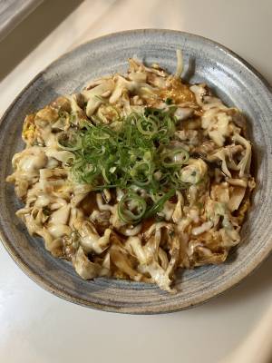 お好み焼き風チーズオムレツ