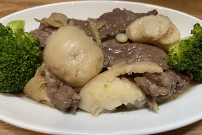 里芋と牛肉の煮物