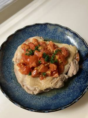 チキンのさっぱり煮 フレッシュトマトソース