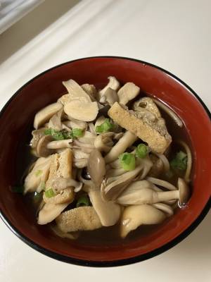 期間限定きのこそば