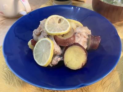 手羽先とさつまいものレモンサイダー煮