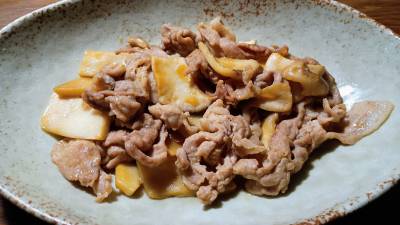 エリンギと豚肉のオイスターソース炒め