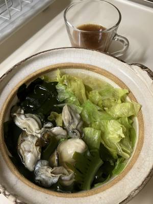 かきとレタスの鍋