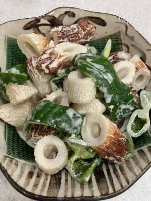 焼きピーマンとちくわのあえもの