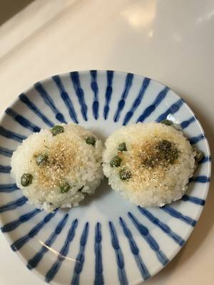 チーズ焼きおむすび