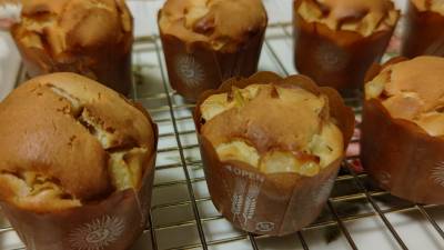 りんごのカップケーキ