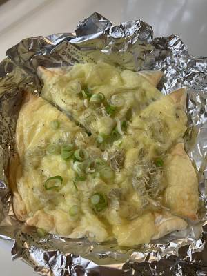 はんぺんのしらすチーズ焼き