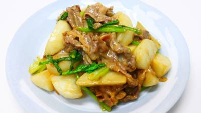 かぶと牛肉のオイスターマヨ炒め