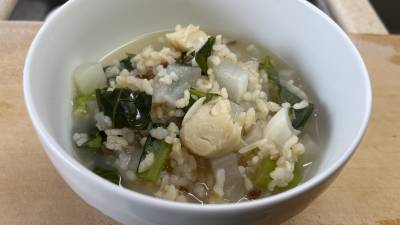 帆立て缶とかぶの雑炊