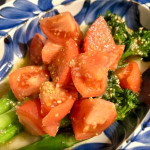 トマトとブロッコリーのサラダ 塩こうじドレッシング