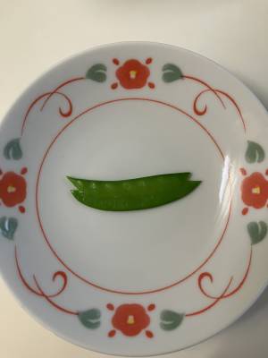 絹さや飾り切り 矢羽根