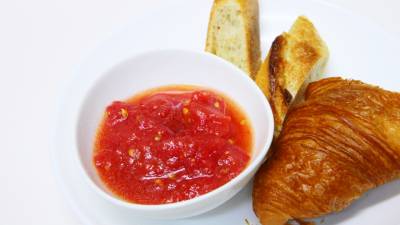 パン コン トマテ