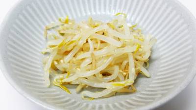 ゆでもやしのナムル