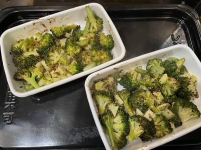 ブロッコリーとソーセージのトースター焼き