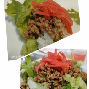 肉そぼろのレタス包み