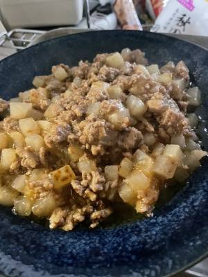 コロコロ大根の炒めマーボー