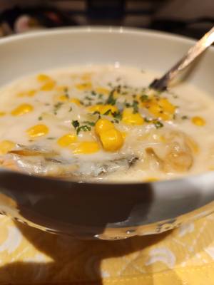 さけとコーンのシンプルチャウダー