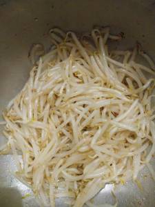 ゆでもやしのナムル