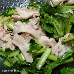 豚バラと小松菜の塩炒め