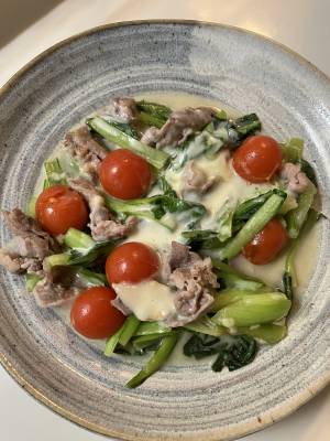 小松菜のフライパンチーズ蒸し