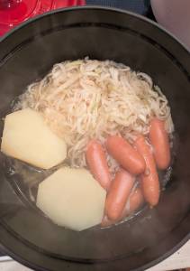 切り干し大根とソーセージのスープ煮