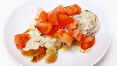 むね肉のシンプルソテー チーズクリームソース