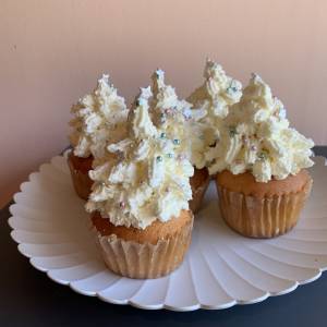 クリスマスツリーのカップケーキ