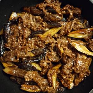 なすと牛肉のオイスター炒め