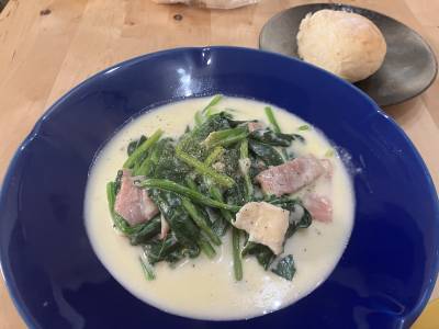 ベーコンとほうれんそうのチーズクリーム