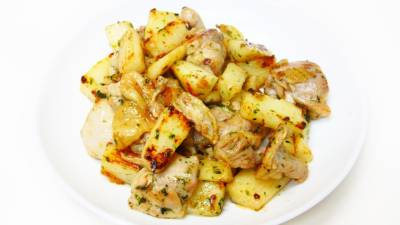 鶏肉と長芋の青のり山椒バター