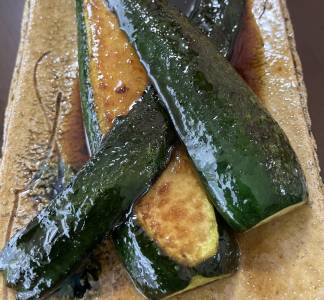 ズッキーニのステーキ