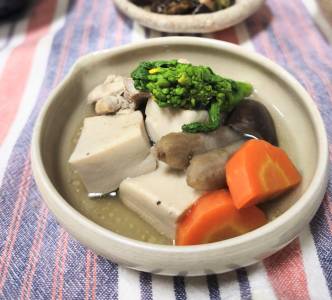 高野豆腐と鶏肉の煮物