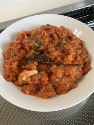 鶏もも肉のトマト煮